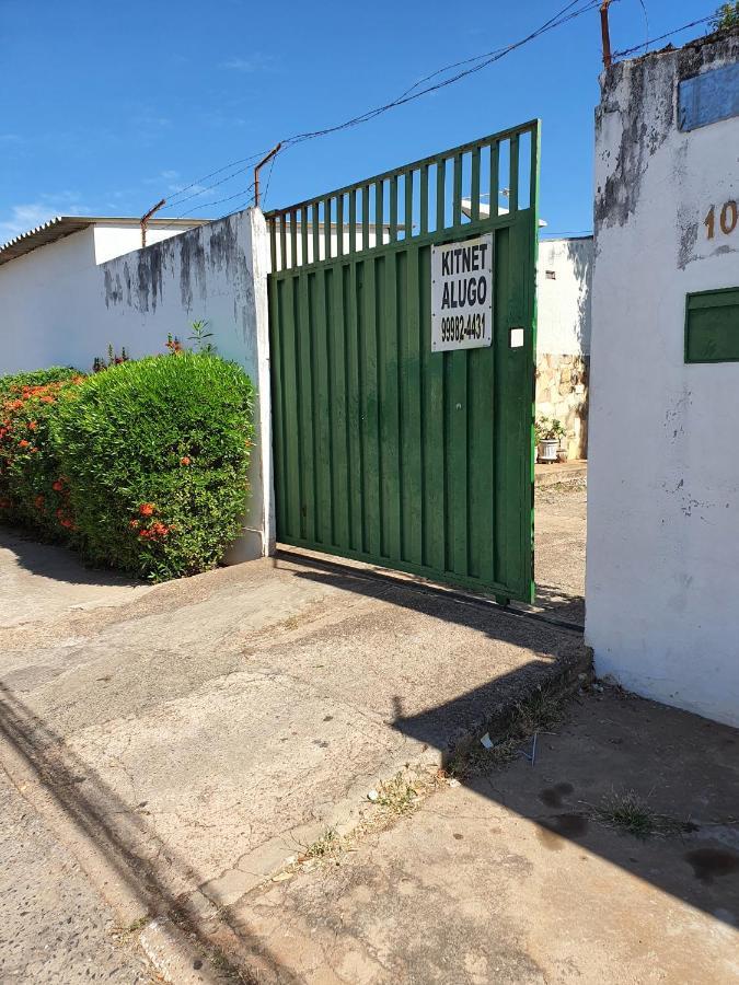 Suite 03 - Independente, Privativa E Aconchegante Cuiabá Kültér fotó